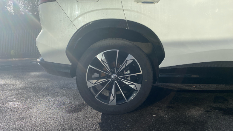 MG HS 1.5 T-GDI Trophy 5dr DCT Petrol Hatchback